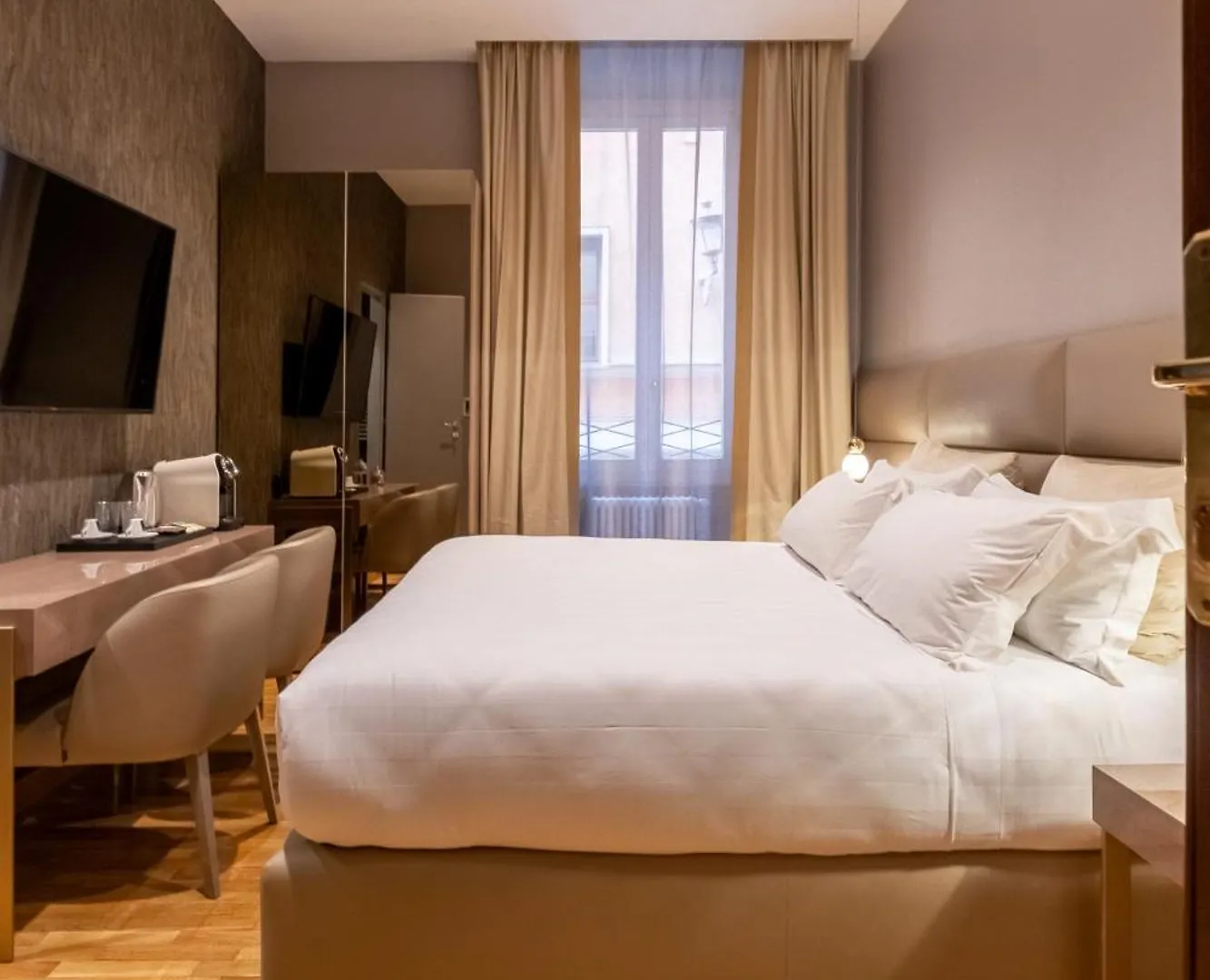 Hotel Residenza Pierret Rzym Włochy